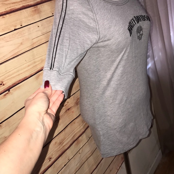 🚫SOLD🚫 Harley Davidson Gray/Black Beaded Skull T - Picture 3 of 7